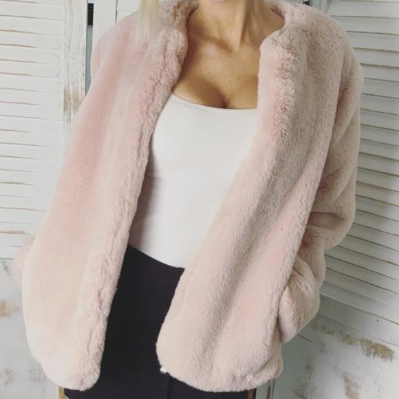 Faux Fur Pastel Pink Coat - Picture 2 of 7